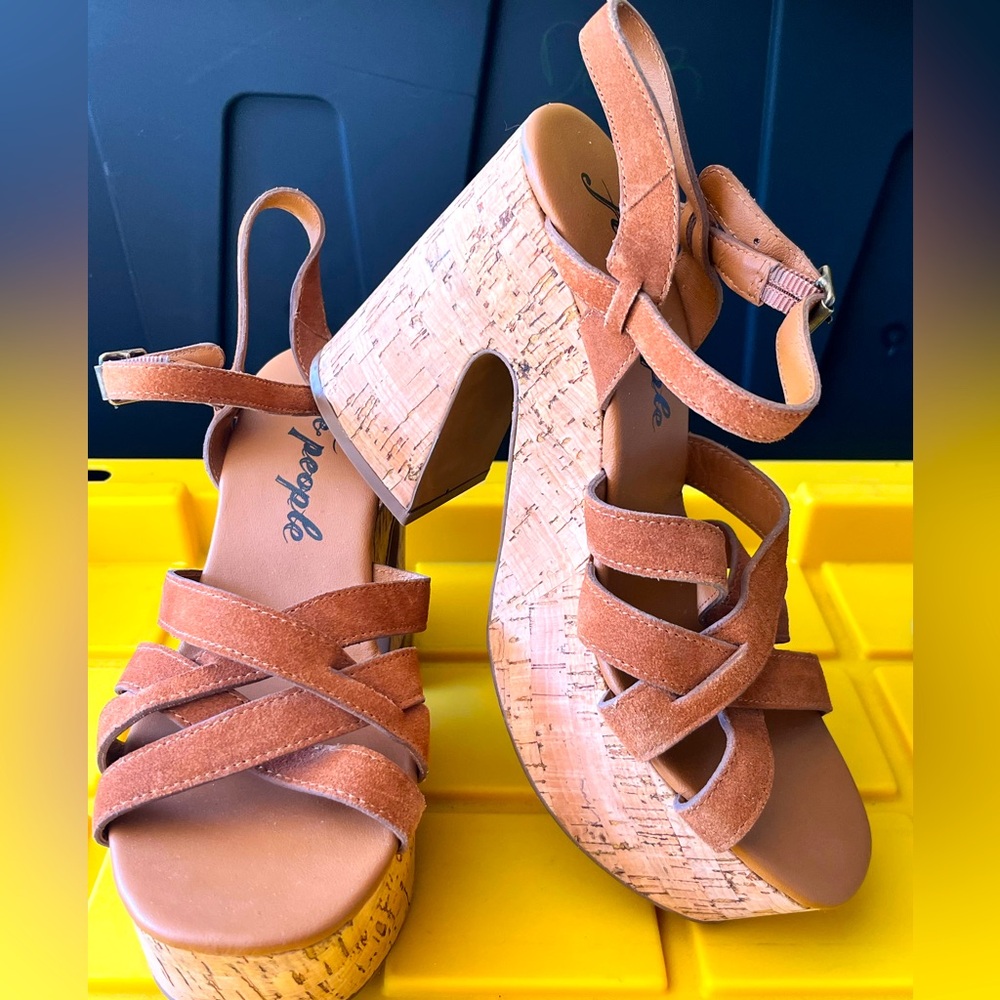 Women's Tan Free people Platform Chunky Sandals